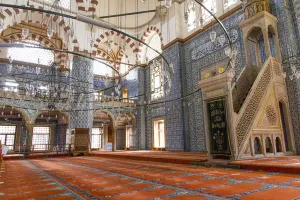 Images Dated 11th September 2014: Asia, Turkey, Istanbul. Inside the Yeni Cami Mosque is located in Eminonu neighborhood of Istanbul