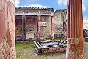 Pillar Prints: Atrium (courtyard) of House with Telephus relief, Herculaneum archaeological site