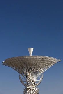 Images Dated 11th February 2014: Australia, Australian Capital Territory, ACT, Canberra, radio telescopes of the Canberra