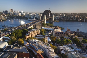 Images Dated 7th February 2014: Australia, New South Wales, NSW, Sydney, Sydney Harbour Bridge, elevated view, dawn