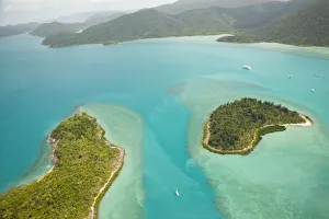 Images Dated 1st November 2007: Australia, Queensland, Whitsunday Coast, Whitsunday Islands. Aerial View above