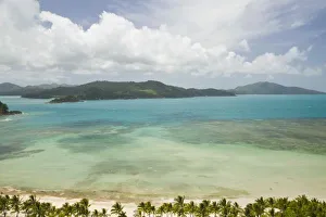 Australia, Queensland, Whitsunday Coast, Hamilton Island. Hamilton Island Beach