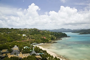 Images Dated 1st November 2007: Australia, Queensland, Whitsunday Coast, Hamilton Island. Hamilton Island Beach