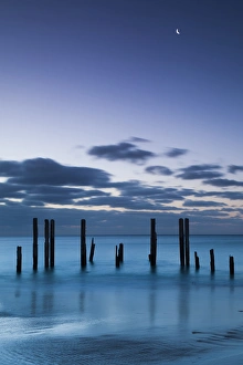 Australia, South Australia, Fleurieu Peninsula, Port Willunga, old jetty, dusk