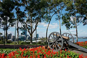 Skyline Prints: Australia, Western Australia, Perth. Kings Park. Queen Victoria monument. Fraser Avenue