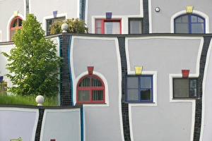 Images Dated 1st June 2004: AUSTRIA-STYRIA (Stiermark)- BAD BLUMAU: Rogner-Bad Blumau Hotel (b.1997) designed