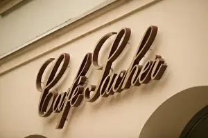 Images Dated 31st May 2004: AUSTRIA-STYRIA (Stiermark)- GRAZ: Herrengasse- Pedestrian Zone Cafe Sacher Sign
