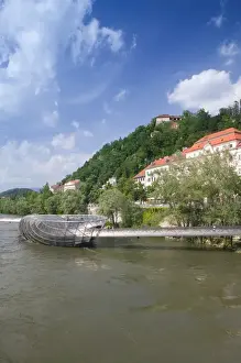 Images Dated 31st May 2004: AUSTRIA-STYRIA (Stiermark)- GRAZ: Island in the Mur / Mur Insel / Bridge built 2003