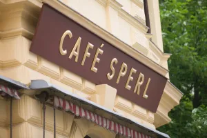 Images Dated 5th May 2004: AUSTRIA-Vienna: Cafe Sperl - Vienese Cafe (and favorite cafe of young Adolf Hitler)