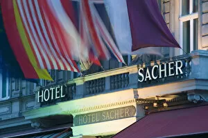 AUSTRIA-Vienna: Hotel Sacher Exterior (Home of the Sacher Torte) / Evening