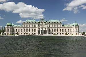 AUSTRIA-Vienna : Oberes Belvedere Palace Southern Facade