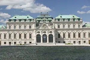 Images Dated 5th May 2004: AUSTRIA-Vienna : Oberes Belvedere Palace Southern Facade