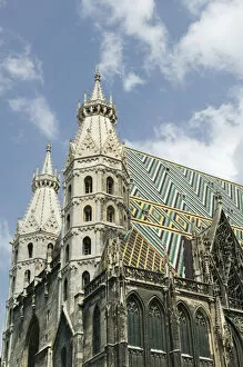 Images Dated 4th May 2004: AUSTRIA-Vienna: The Stephansdom Cathedral