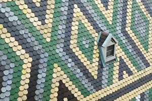 Images Dated 4th May 2004: AUSTRIA-Vienna: The Stephansdom Cathedral Roof Tile Detail