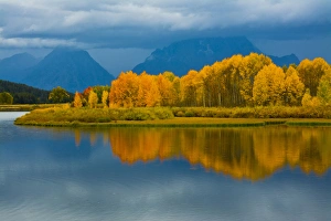 Images Dated 22nd September 2016: autumn evening, Oxbow, Grand teton National Park, Wyoming, USA