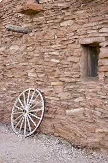 Images Dated 7th November 2007: AZ, Arizona, Grand Canyon National Park, South Rim, historic Hopi House, designed