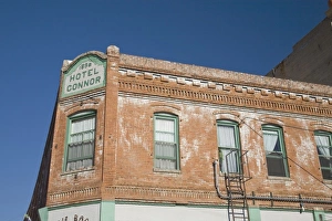 Images Dated 12th November 2007: AZ, Arizona, Jerome, historic copper mining town, Founded in 1876, Hotel Conner: 1898
