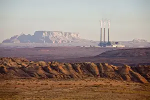 Images Dated 10th November 2007: AZ, Arizona, Page, Glen Canyon NRA with Navajo Generating Station, coal-fired power plant