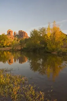 Images Dated 5th November 2007: AZ, Arizona, Sedona, Crescent Moon Recreation Area, Red Rock Crossing; Oak Creek