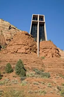 Images Dated 12th November 2007: AZ, Arizona, Sedona, Red Rock Country, Chapel of the Holy Cross, designed by Marguerite