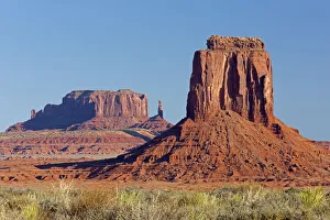 Images Dated 15th March 2016: AZ, Monument Valley, East Mitten Butte and Saddleback Mesa; view from Valley Drive