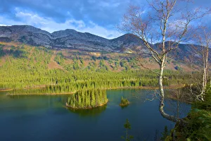 Images Dated 18th October 2015: Azouzetta Lake and the Murray Range in Pine Pass on Highway 97, the Hart Highway