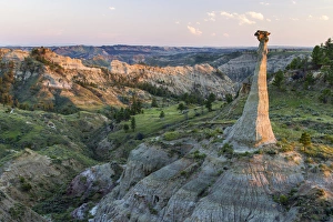 Images Dated 24th June 2012: Badlands of the Missouri River Breakns National Monument, Montana, USA