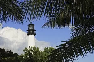 Images Dated 8th November 2006: Bill Baggs Cape Florida Lighthouse, Bill Baggs Cape Florida State Park, Built in 1825