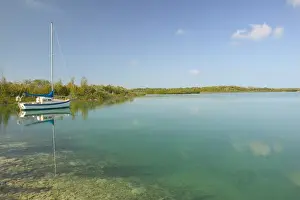 Abaco Prints: BAHAMAS- Abacos-Little Abaco Island-Coopers Town: Solitary Boat