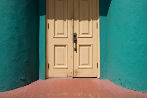 Images Dated 2nd April 2007: Bahamas, New Providence Island, Nassau, Architectural detail of brightly painted doorway