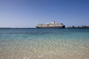 Images Dated 2nd April 2007: Bahamas, New Providence Island, Cruise ship sails past Cable Beach