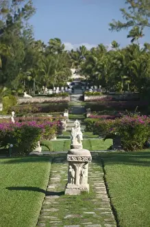 Colonial Prints: BAHAMAS-New Providence Island-Nassau: Paradise Island- Versailles Gardens