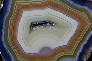 Images Dated 25th January 2013: Banded Agate, Quartzsite, AZ