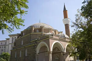 Images Dated 29th July 2005: Banya Bashi Mosque (formerly Molla Efendi Kadi Seyfullah Mosque), built in 1566 by