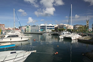 Images Dated 21st December 2005: BARBADOS, Bridgetown, Morning View of The Careenage