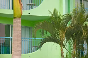 Images Dated 21st December 2005: BARBADOS, Rockley, Hotel Detail, Rockley Beach