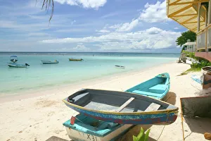 Images Dated 21st December 2005: BARBADOS, St. Lawrence Gap, Small Boats, Little Bay