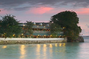 Images Dated 21st December 2005: BARBADOS, St. Lawrence Gap, Waterfront Restaurant, Picses