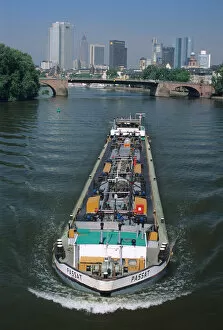 Images Dated 23rd December 2005: A barge traveling on the Main River in Frankfurt, Germany. germany, german