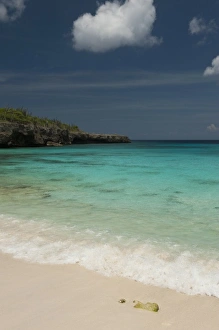 Images Dated 27th May 2011: Beach Scene at Boca Slagbaai Slagbaai National Park, Bonaire, Netherlands Antilles