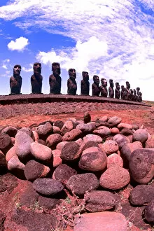 Images Dated 22nd February 2006: Beautiful Moai Statues Ahu Tongariki Platform in Easter Island during Tapati Festival
