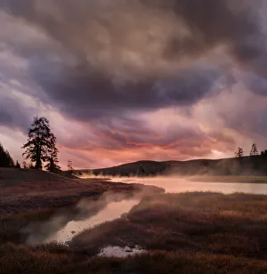 Images Dated 5th August 2020: Beautiful sunrise along steaming Madison River, Yellowstone National Park, Montana, USA