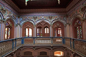 Beautiful Prints: The beautiful wodden work in Chiniot Palace in Pakistan