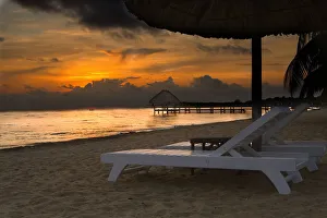 Mesoamerica Prints: Belize. Sunrise over the Caribbean Ocean