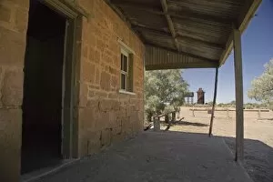 Images Dated 11th September 2006: Beresford Bore Historic Railway Siding (Old Ghan Railway), Oodnadatta Track near William Creek