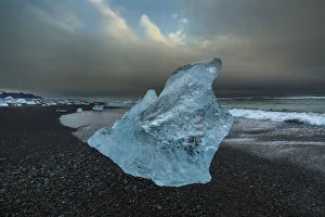 Skies Prints: Bergy bits on beach, Austur-Skaftafellssysla, Iceland