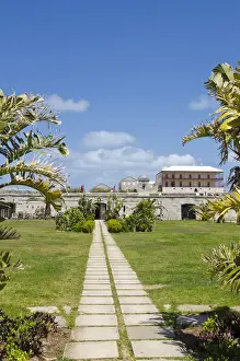 Terminal Prints: Bermuda. The Commissioners House from the Victualling Yard at the Royal Naval