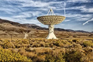 Images Dated 15th October 2014: Biship; California; The Owens Valley Radio Observatory; USA