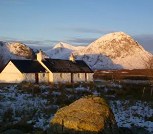 Images Dated 15th February 2005: Blackrock Cottage, Glencoe, Highlands, Scotland