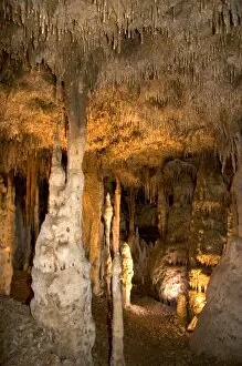 Images Dated 5th June 2006: Blanchard Springs Caverns near Mountain View, Arkansas
